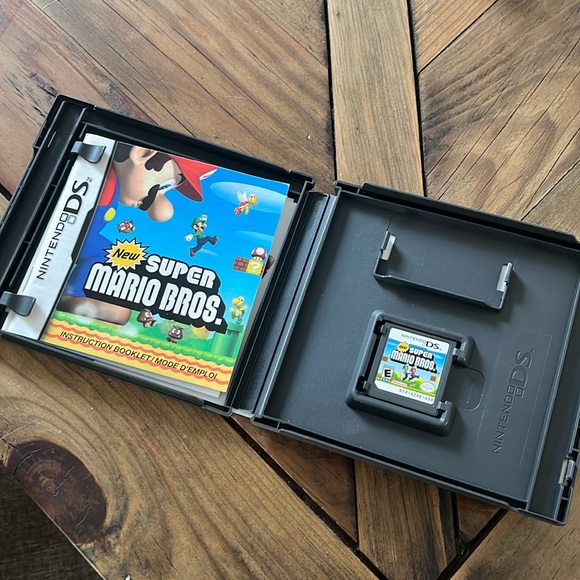 Nintendo DS Super Mario Bros - Picture 3 of 4